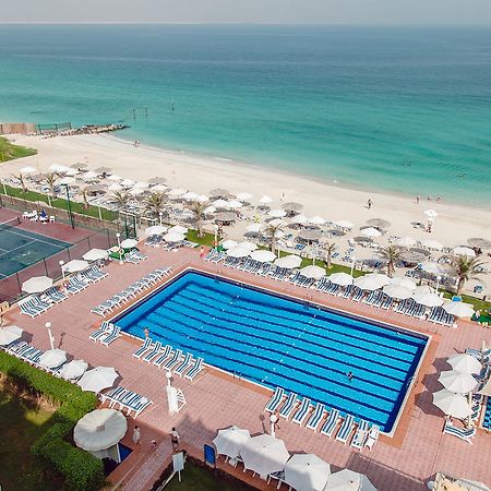 Sharjah Carlton Hotel Buitenkant foto