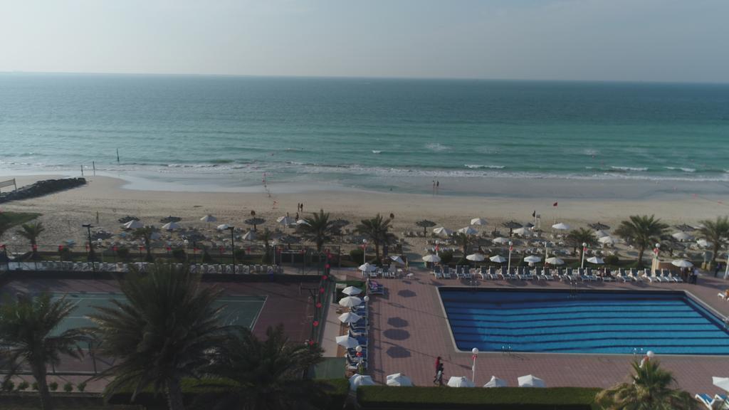 Sharjah Carlton Hotel Buitenkant foto