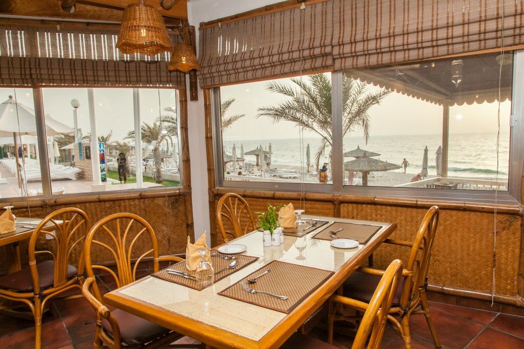 Sharjah Carlton Hotel Buitenkant foto